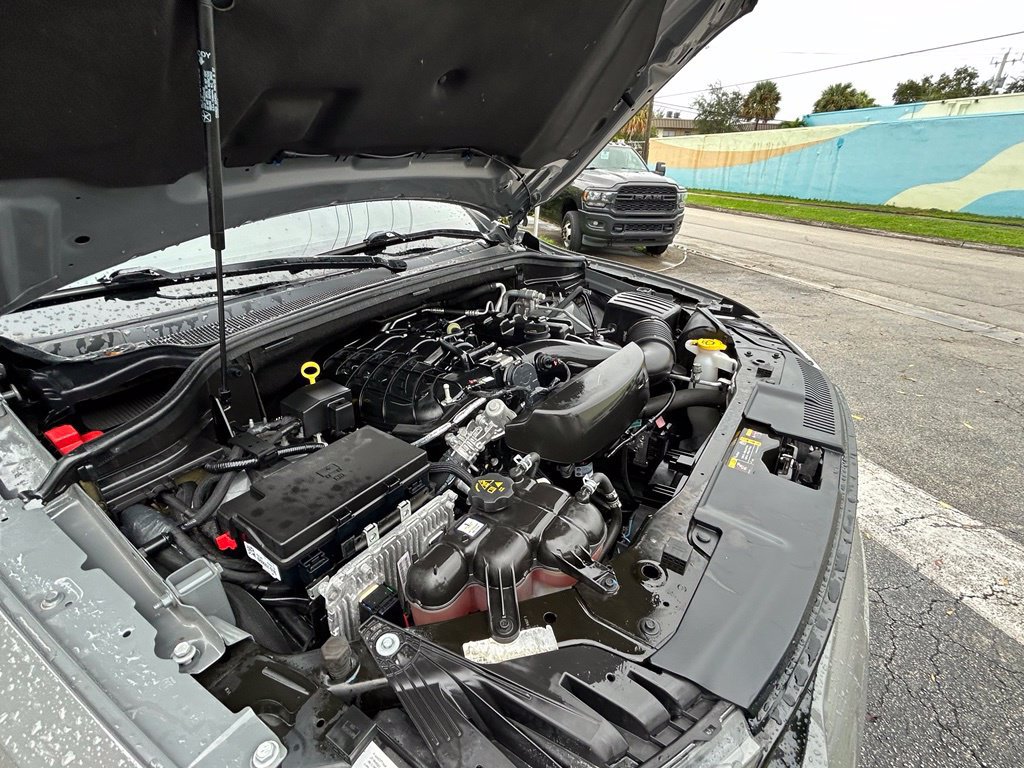 Used 2022 Dodge Durango SXT w/ Blacktop Package RWD image 27