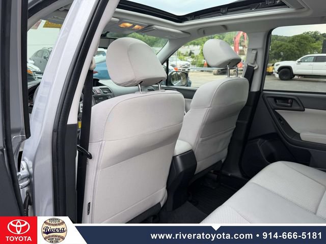 Used 2015 Subaru Forester 2.5i Premium w/ All-Weather Package AWD/4WD image 12
