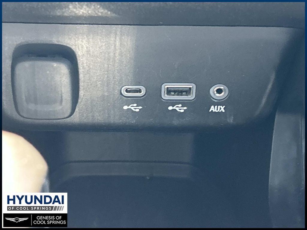 Used 2021 Chevrolet TrailBlazer LT w/ Premium Seating Package FWD image 32