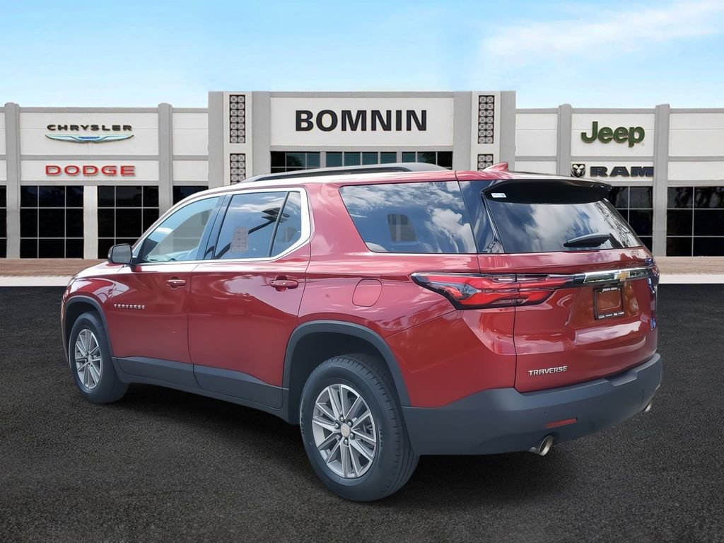 Used 2023 Chevrolet Traverse LT image 4