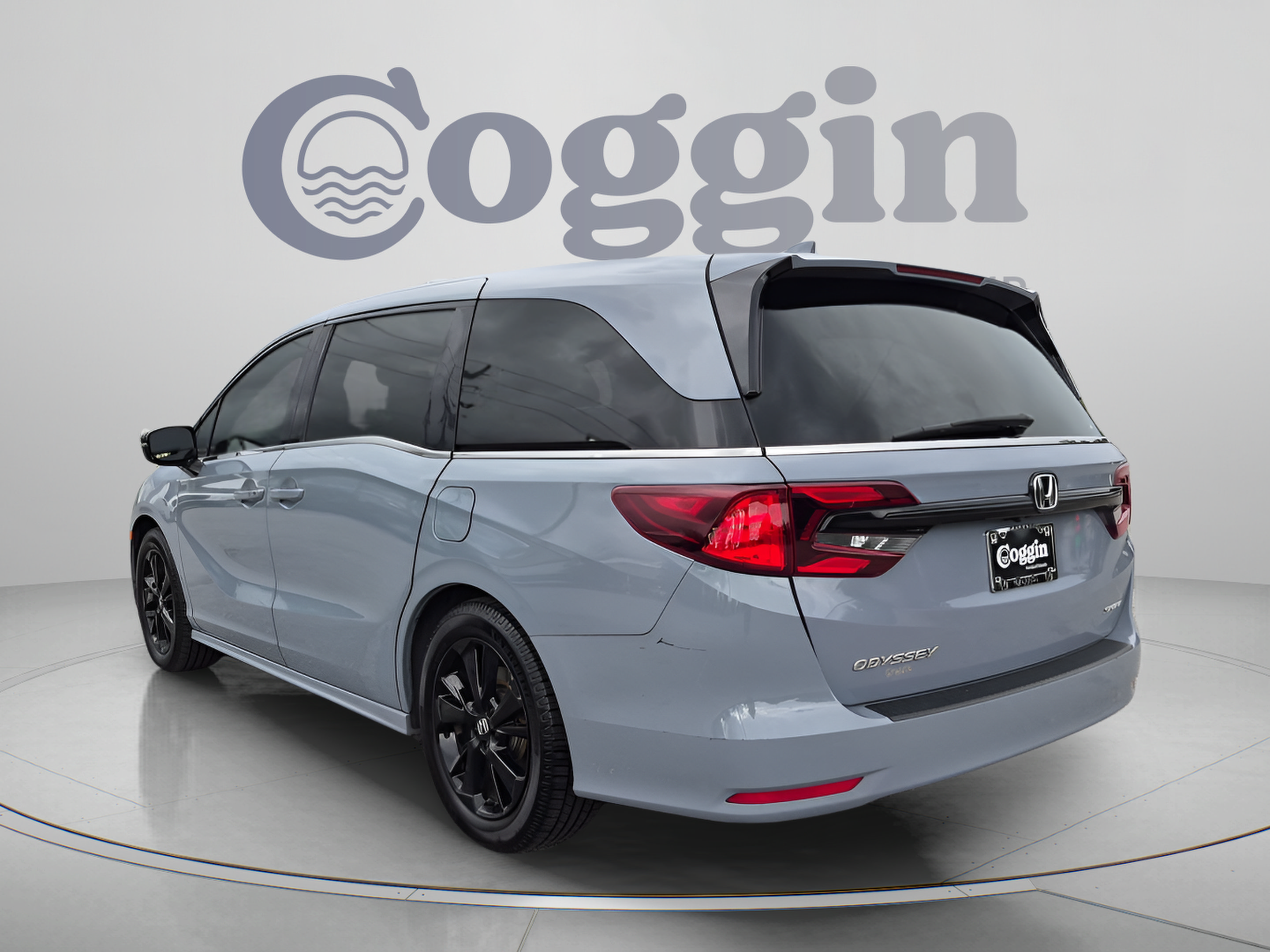 Certified 2023 Honda Odyssey Sport image 3