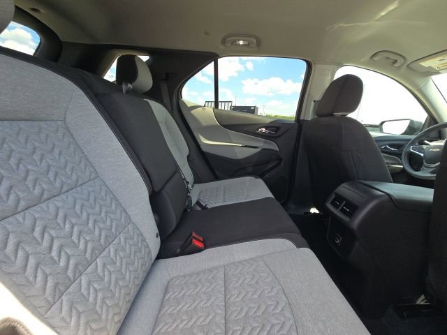 Used 2023 Chevrolet Equinox LS w/ LS Convenience Package FWD image 14