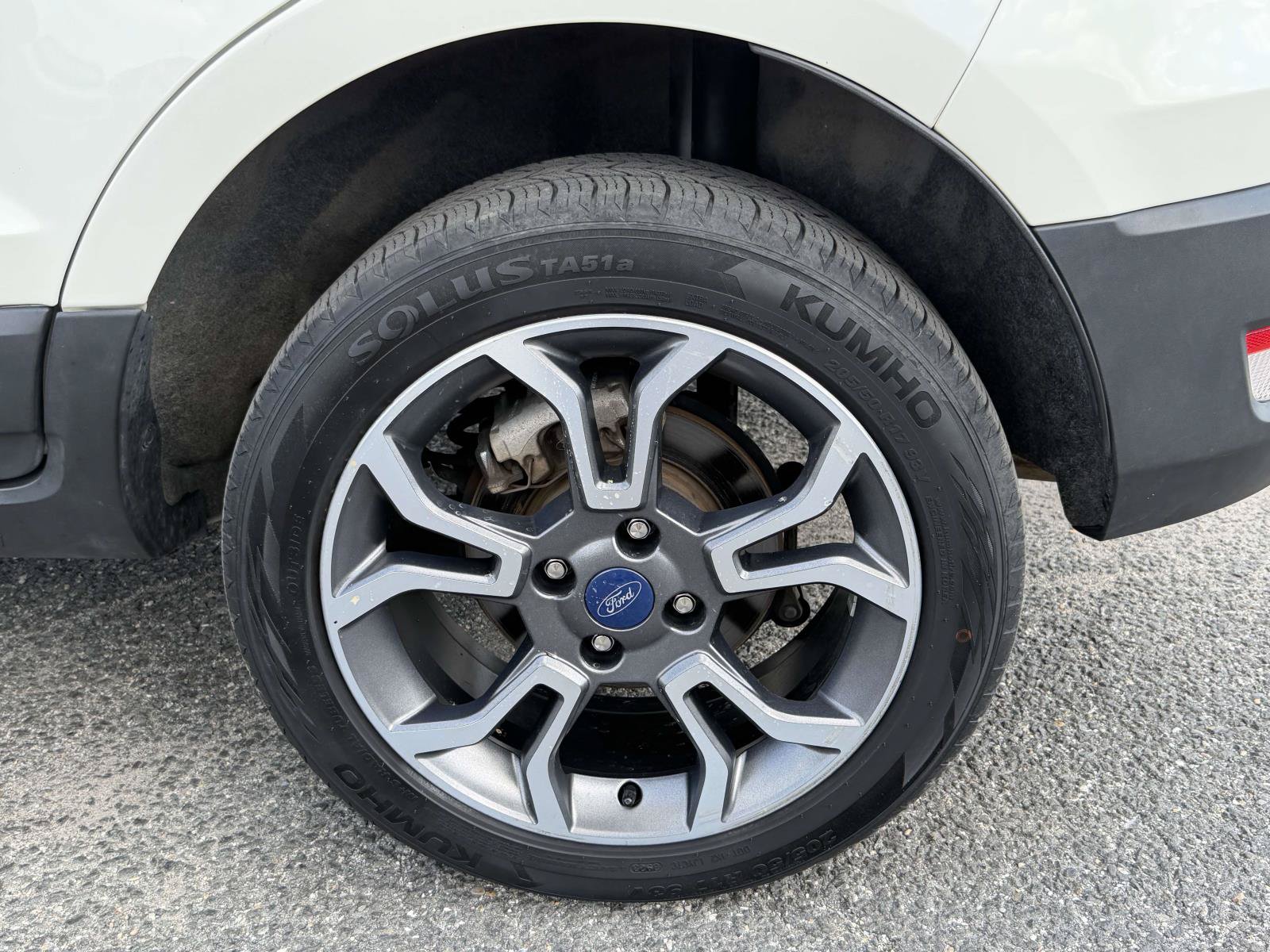 Used 2020 Ford EcoSport SES w/ SES Black Appearance Package AWD/4WD image 37