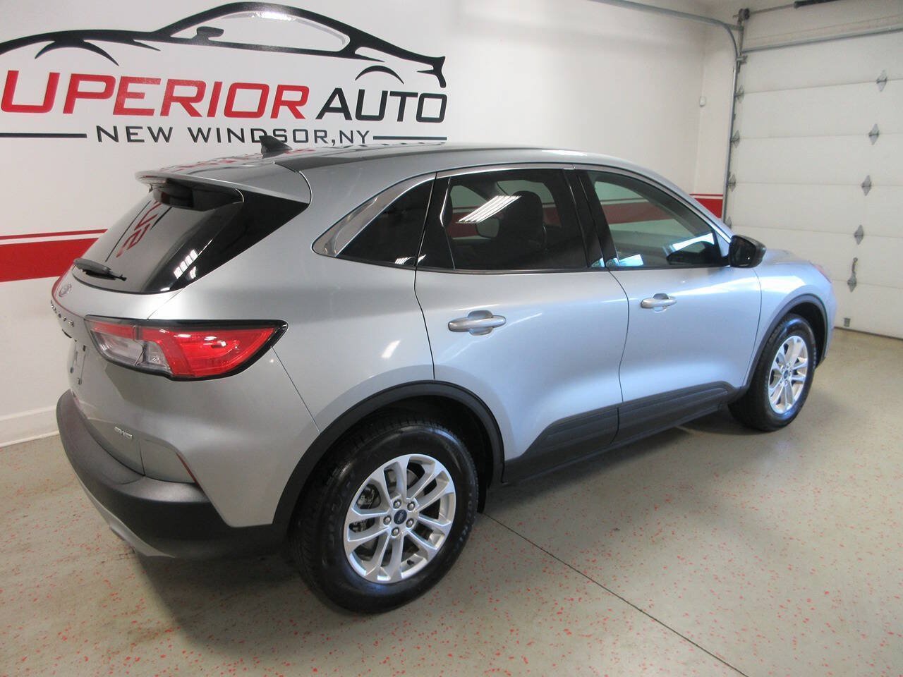 Used 2022 Ford Escape SE w/ Convenience Package AWD/4WD image 4