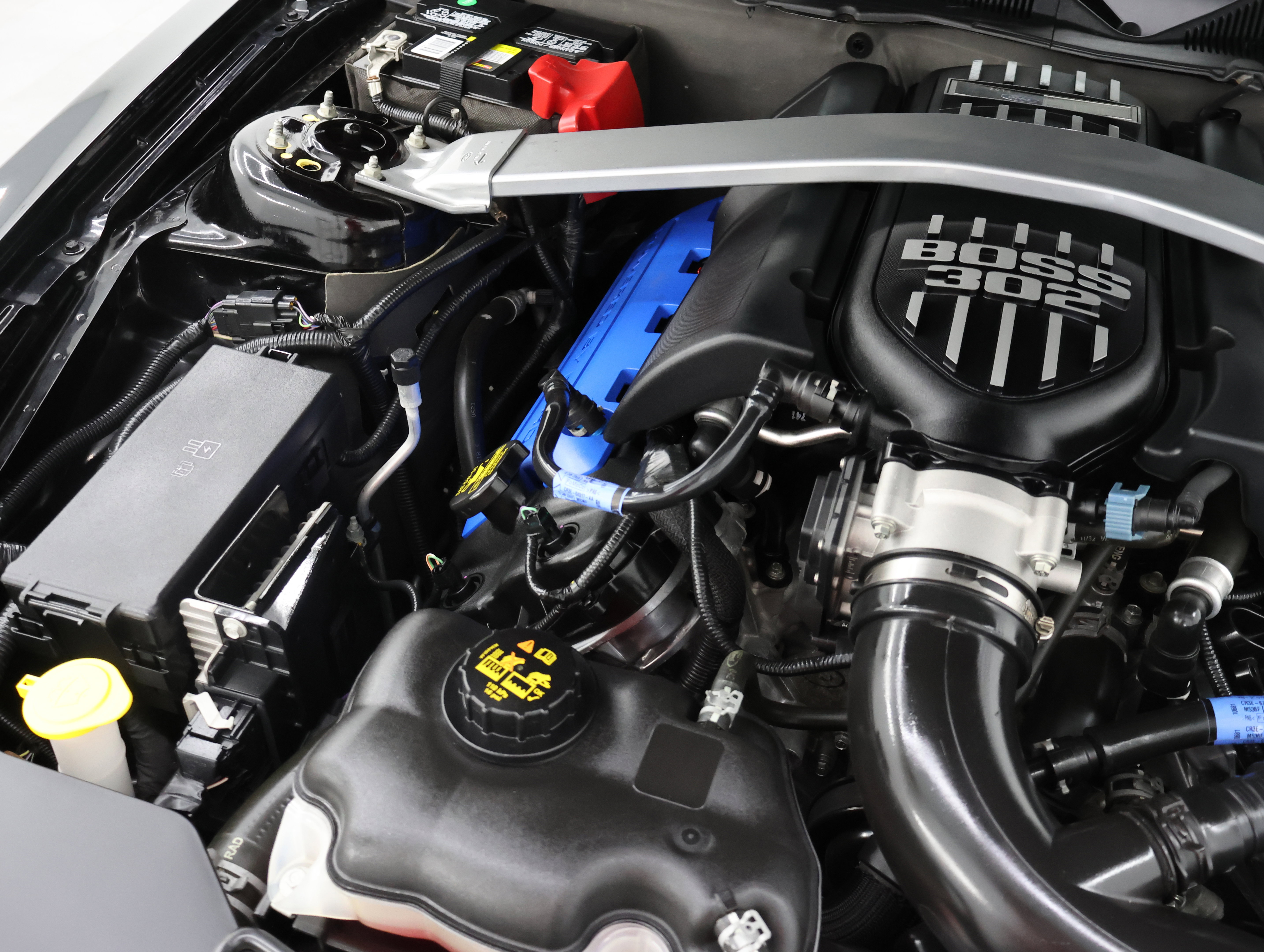 Used 2012 Ford Mustang Boss 302 RWD image 16