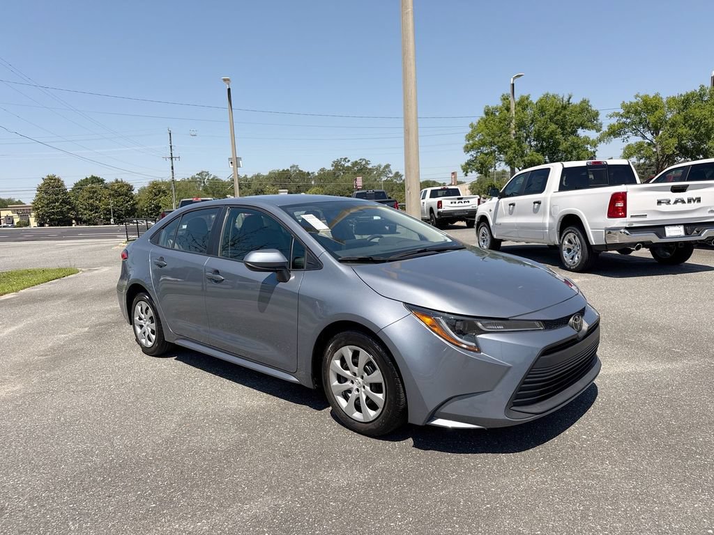 Used 2024 Toyota Corolla LE FWD video 1