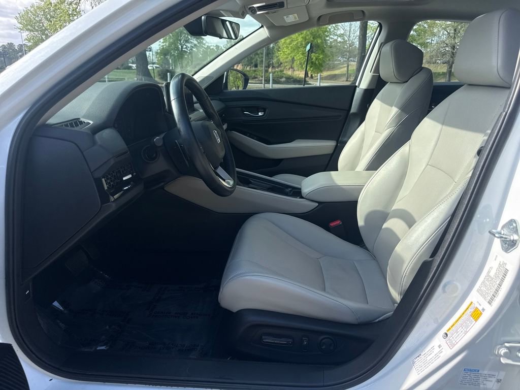 Used 2023 Honda Accord Touring image 13