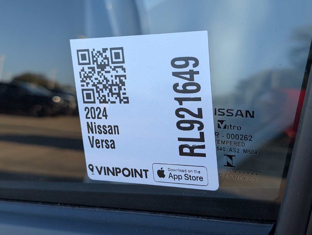 Certified 2024 Nissan Versa SR w/ Trunk Package FWD image 30