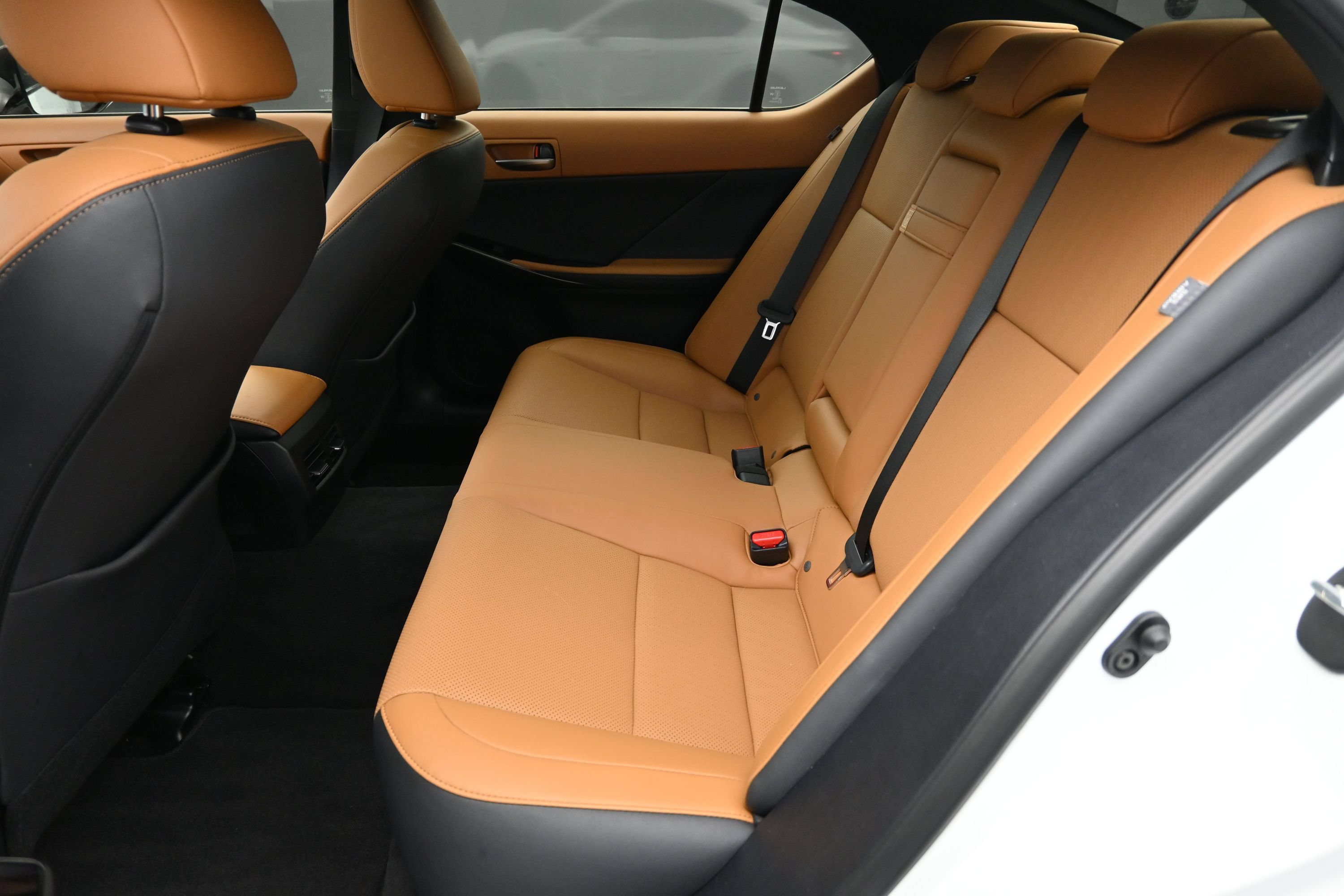 Used 2024 Lexus IS 350 F Sport RWD image 23