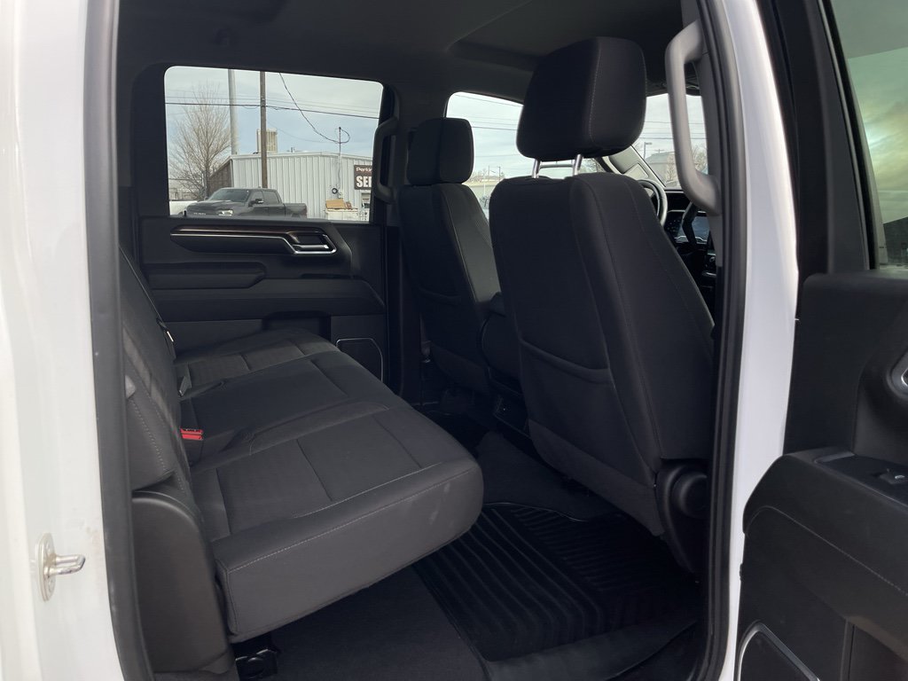 Used 2024 Chevrolet Silverado 2500 LT AWD/4WD image 15