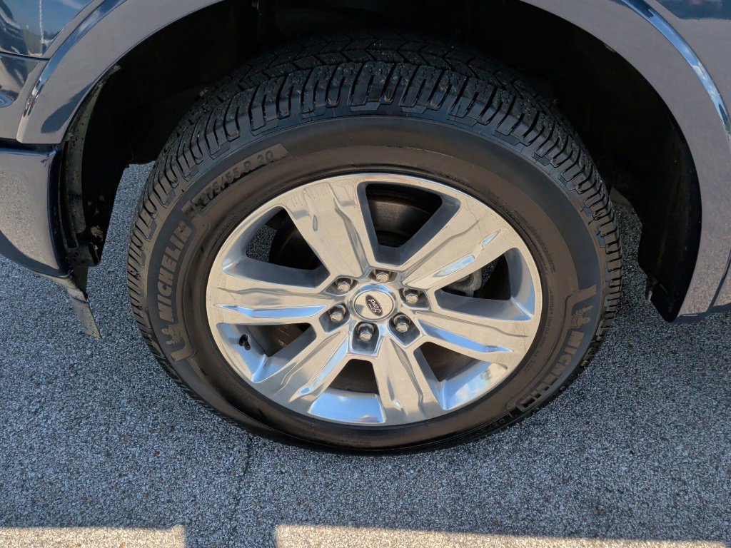 Used 2019 Ford F150 Platinum w/ Equipment Group 701A Luxury RWD image 52
