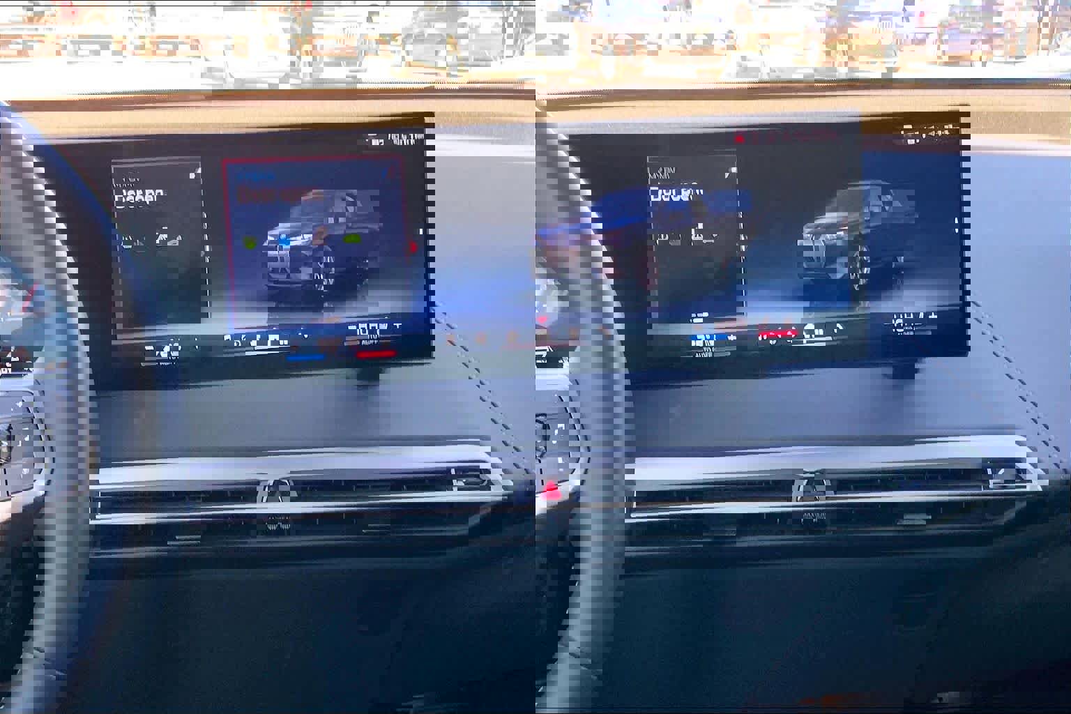 Used 2025 BMW iX M60 image 6