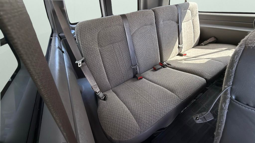 Used 2025 Chevrolet Express 3500 LT w/ LT Preferred Equipment Group image 31