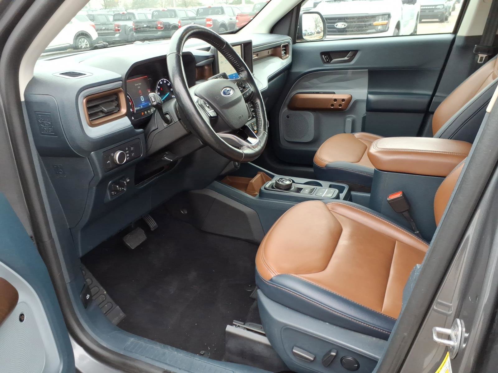 Used 2022 Ford Maverick Lariat w/ Lariat Luxury Package image 11