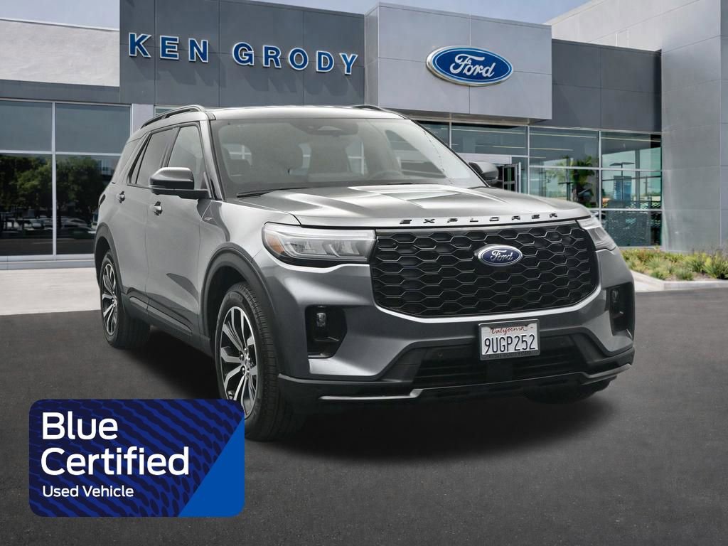 Used 2025 Ford Explorer ST-Line RWD image 1