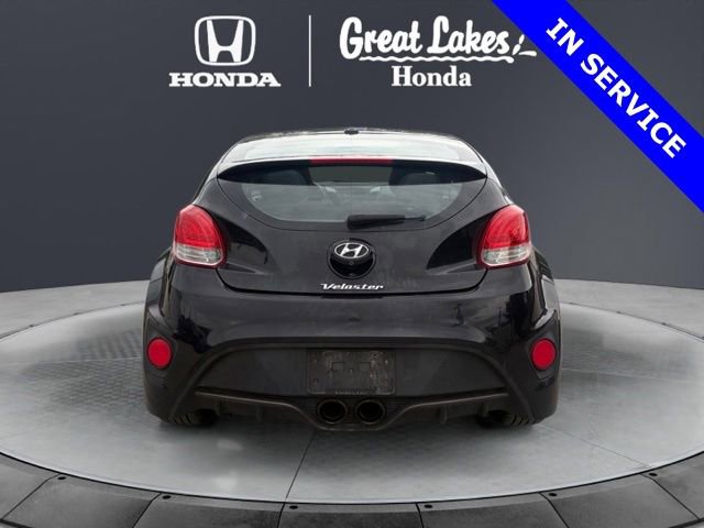 Used 2015 Hyundai Veloster Turbo FWD image 5