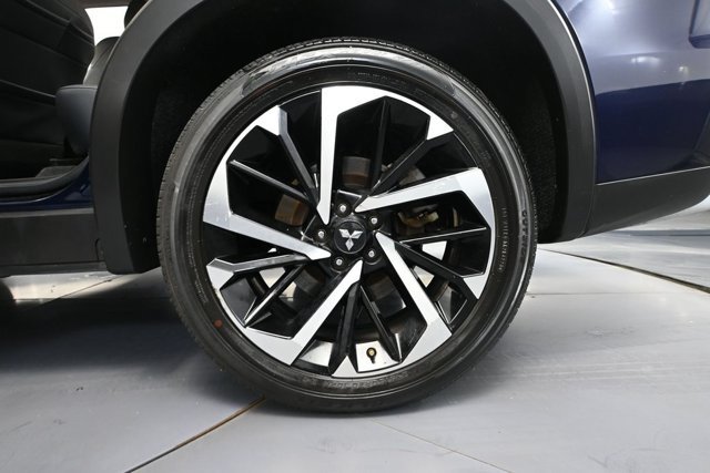 Used 2024 Mitsubishi Outlander SE AWD/4WD image 9