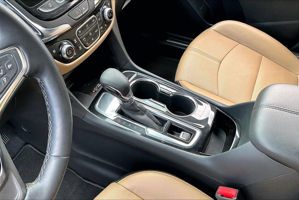 Used 2024 Chevrolet Equinox Premier image 14