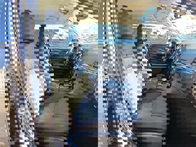 Used 2023 Chrysler 300 Touring w/ Sport Appearance Package image 32