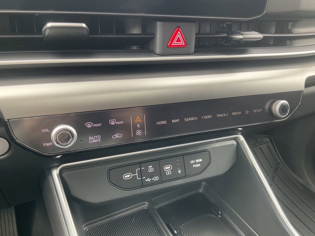 New 2026 Kia Carnival SX Prestige image 26