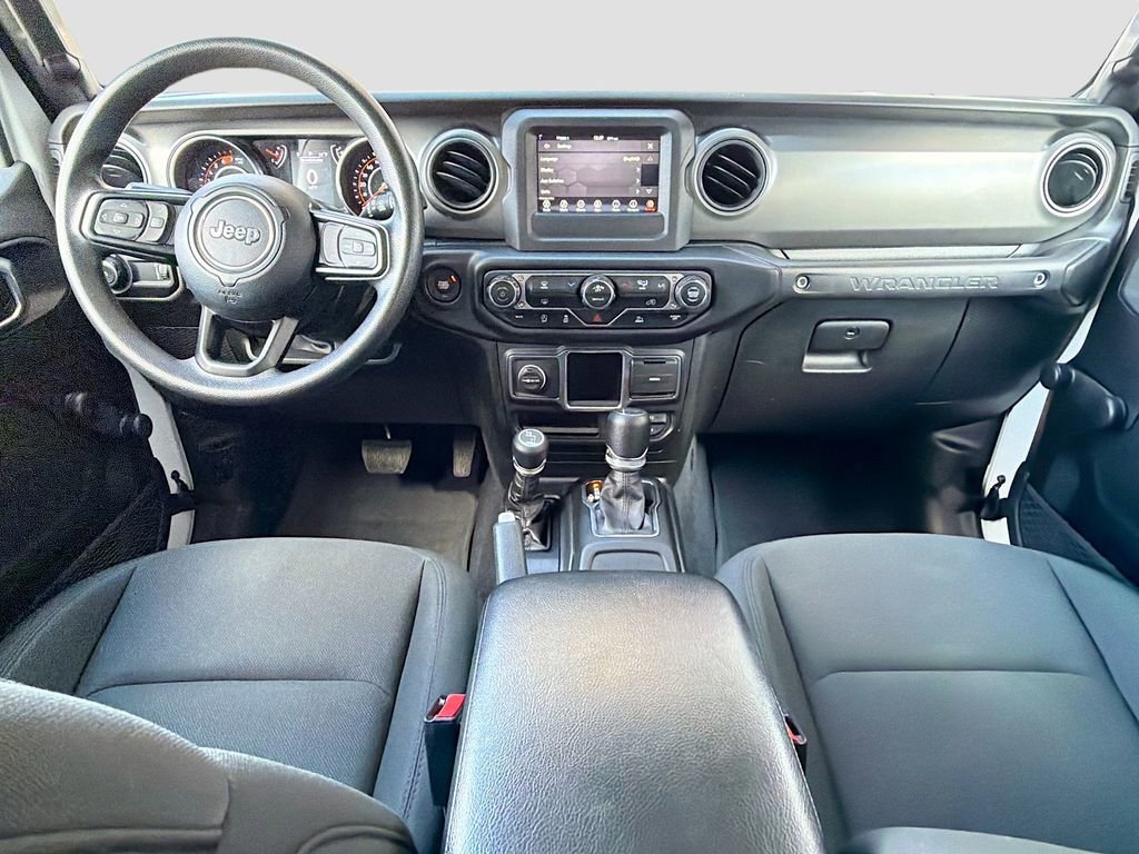 Used 2023 Jeep Wrangler Willys image 16