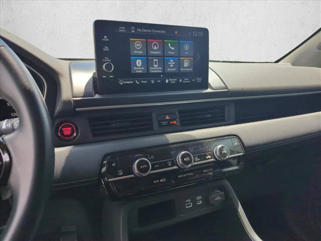 Used 2025 Honda Pilot Touring image 9
