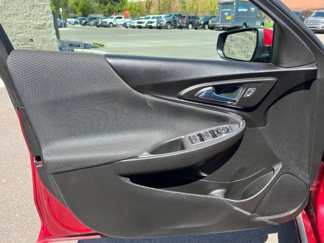 Used 2018 Chevrolet Malibu LT FWD image 19