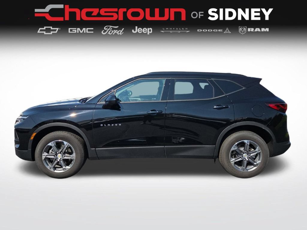 Used 2024 Chevrolet Blazer LT w/ Convenience Package FWD image 8
