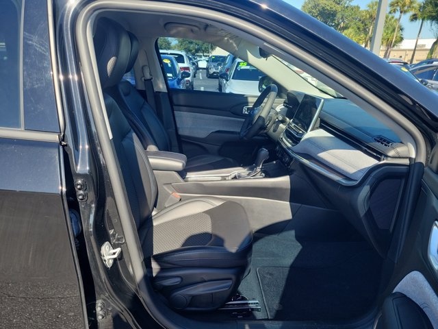 Used 2022 Jeep Compass Latitude FWD image 10