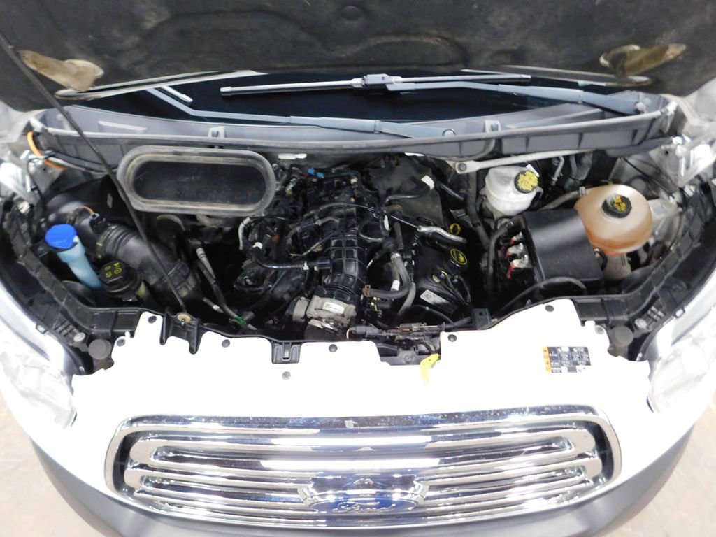 Used 2018 Ford Transit 150 XLT image 14