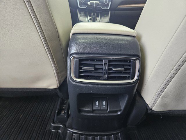 Used 2018 Honda CR-V Touring image 21
