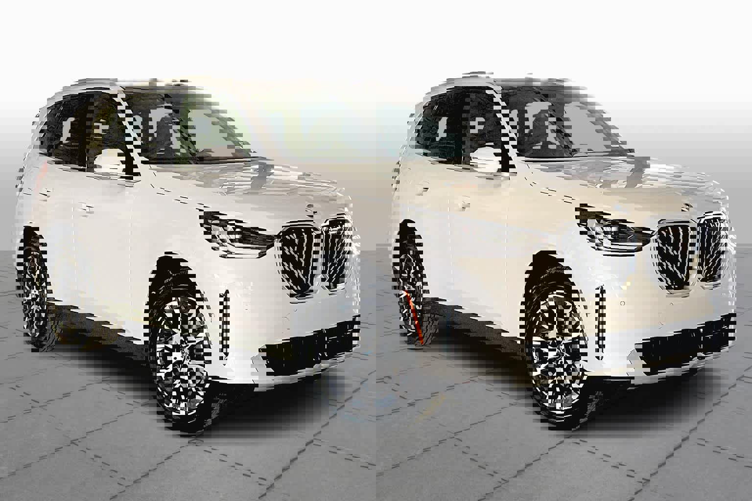 Used 2025 BMW X3 xDrive30i w/ Convenience Package image 2