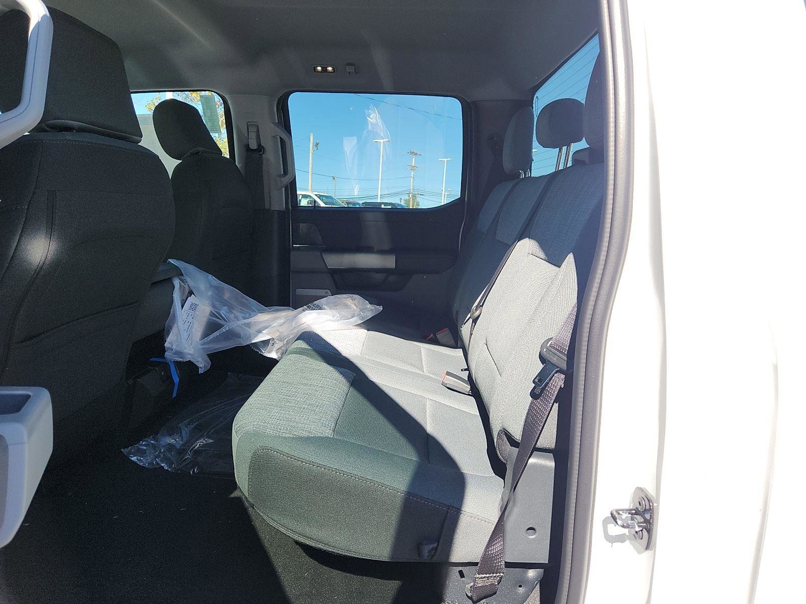 New 2026 Ford F350 XLT w/ XLT Premium Package image 5