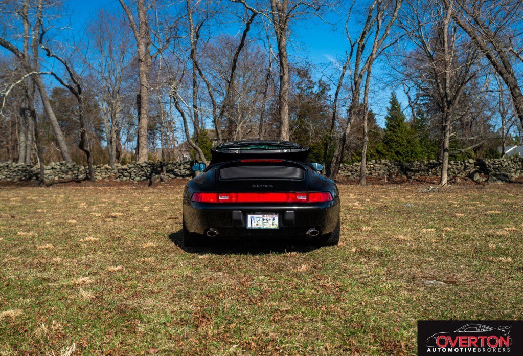 Used 1995 Porsche 911 Carrera RWD image 4