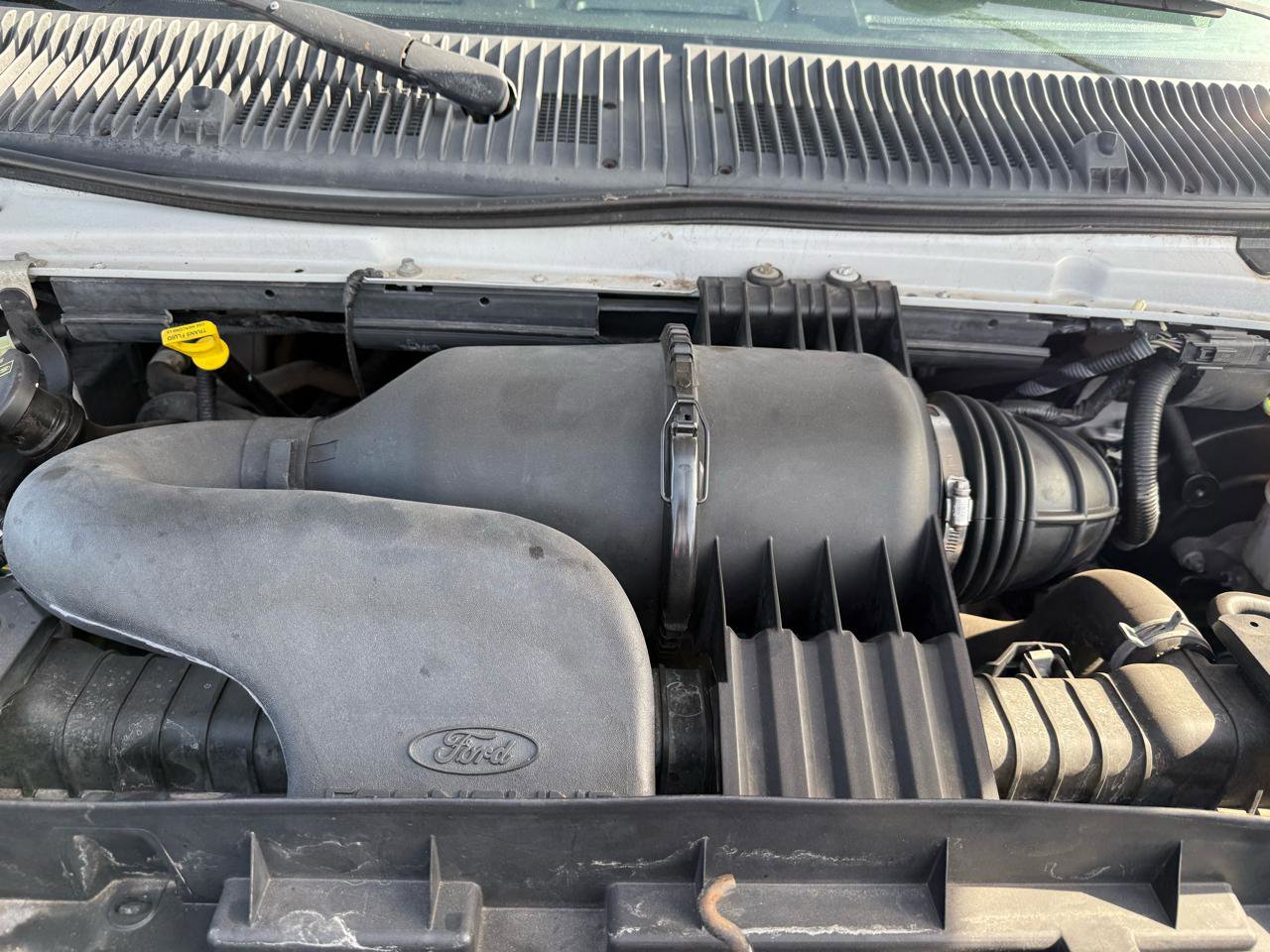 Used 2009 Ford E-150 and Econoline 150 E-150 RWD image 18