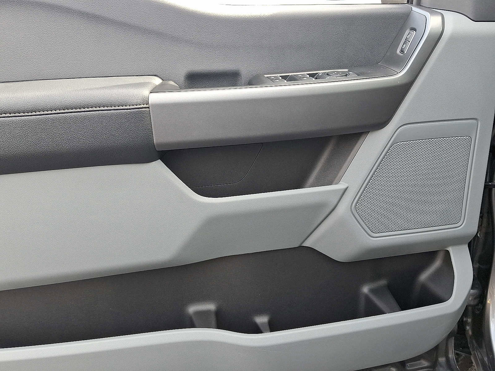 New 2025 Ford F350 XL w/ STX Appearance Package image 10