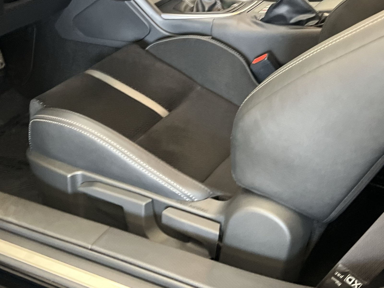 Used 2026 Toyota GR86 Premium RWD image 13