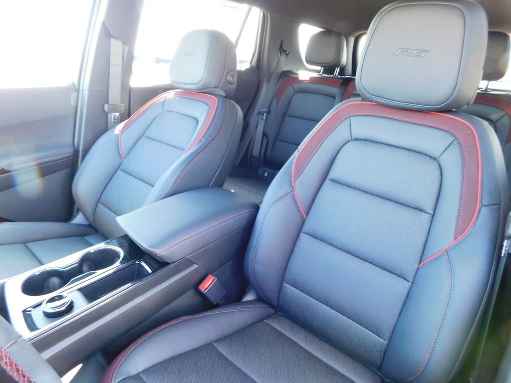 New 2026 Chevrolet Equinox RS w/ LPO, Floor Liner Package AWD/4WD image 15