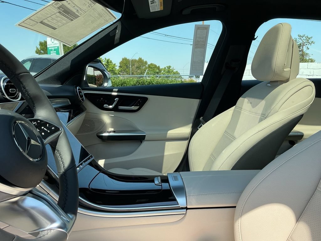 New 2026 Mercedes-Benz C 300 4MATIC Sedan image 11