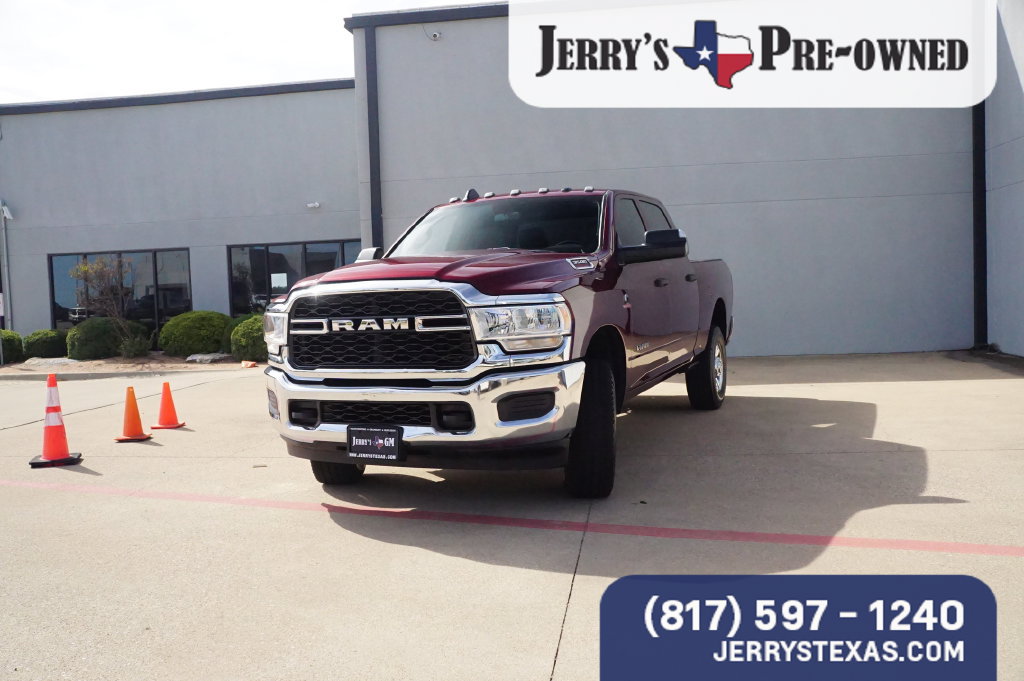 Used 2022 RAM 3500 Tradesman w/ Chrome Appearance Group AWD/4WD image 1
