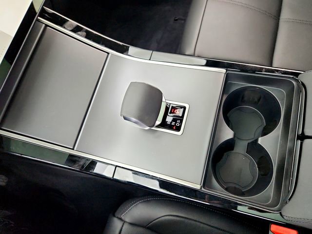 New 2026 Land Rover Range Rover Velar S image 26