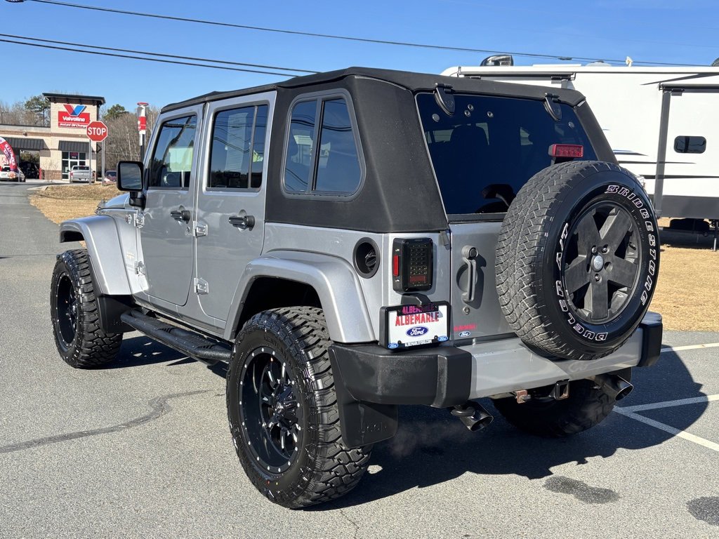 Used 2014 Jeep Wrangler Unlimited Sahara w/ Connectivity Group image 5