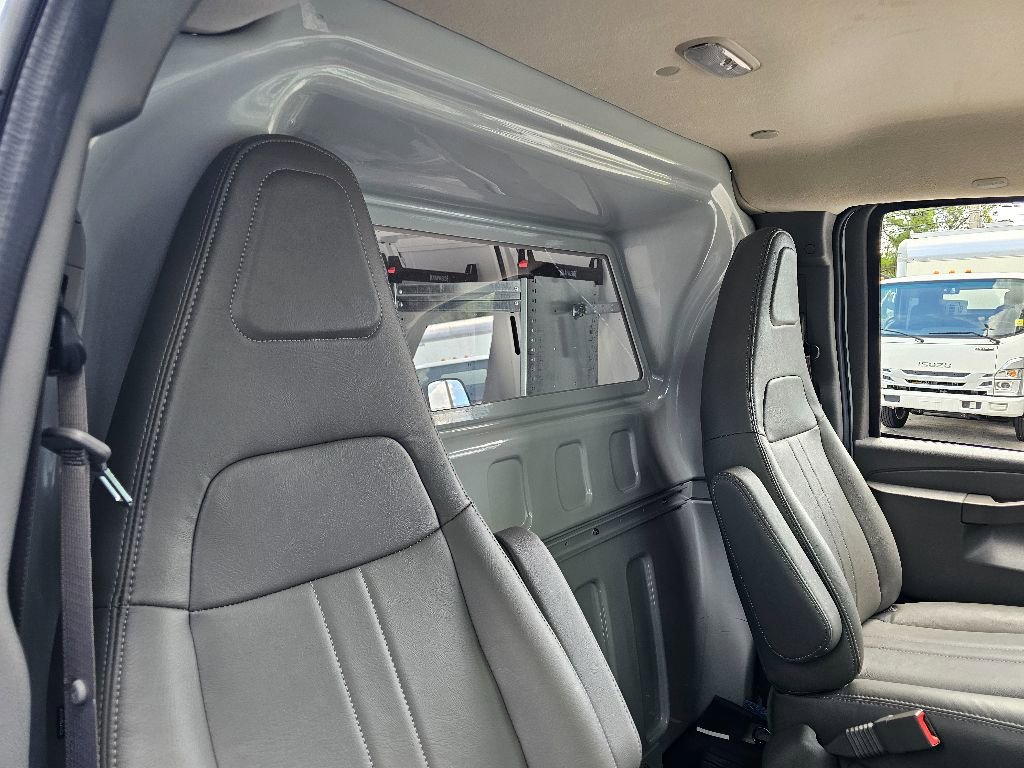 New 2025 GMC Savana 2500 w/ Driver Convenience Package RWD image 19
