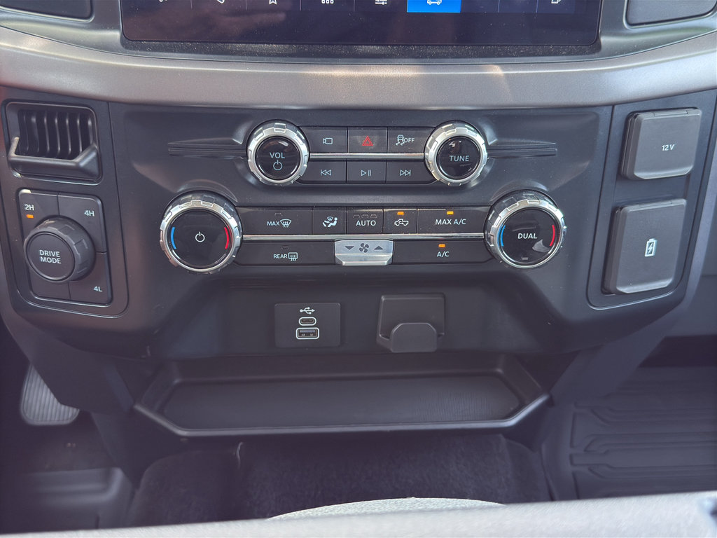 Used 2025 Ford F150 XLT w/ Equipment Group 301A Standard AWD/4WD image 30