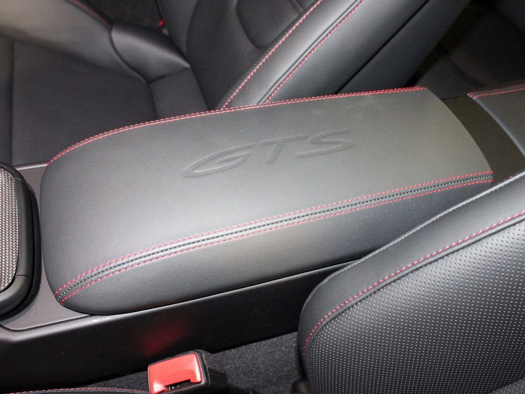 Used 2025 Porsche 911 Carrera 4 GTS image 34