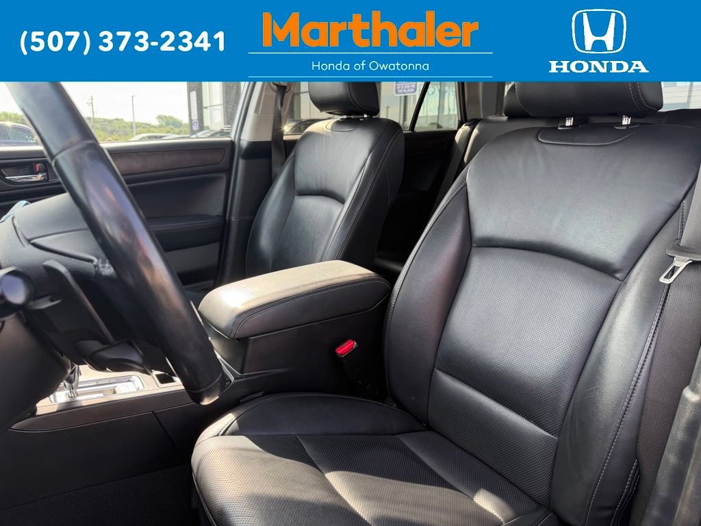 Used 2016 Subaru Outback 3.6R Limited AWD/4WD image 10