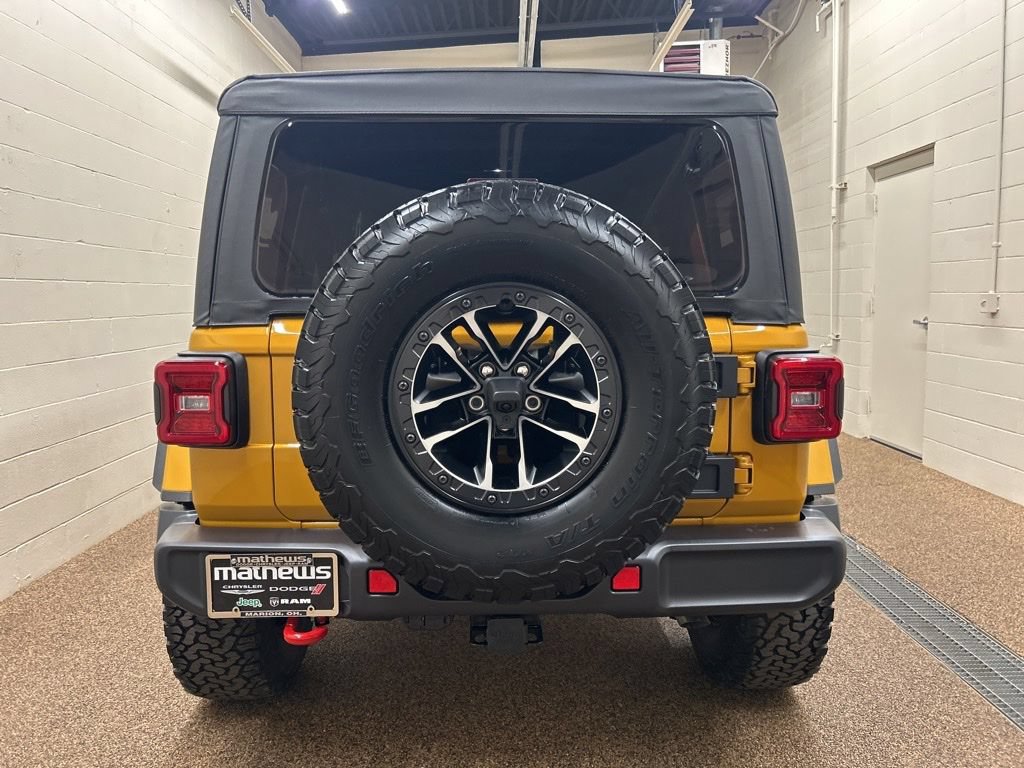 New 2026 Jeep Wrangler Unlimited Rubicon w/ Xtreme 35 Tire Package AWD/4WD image 3