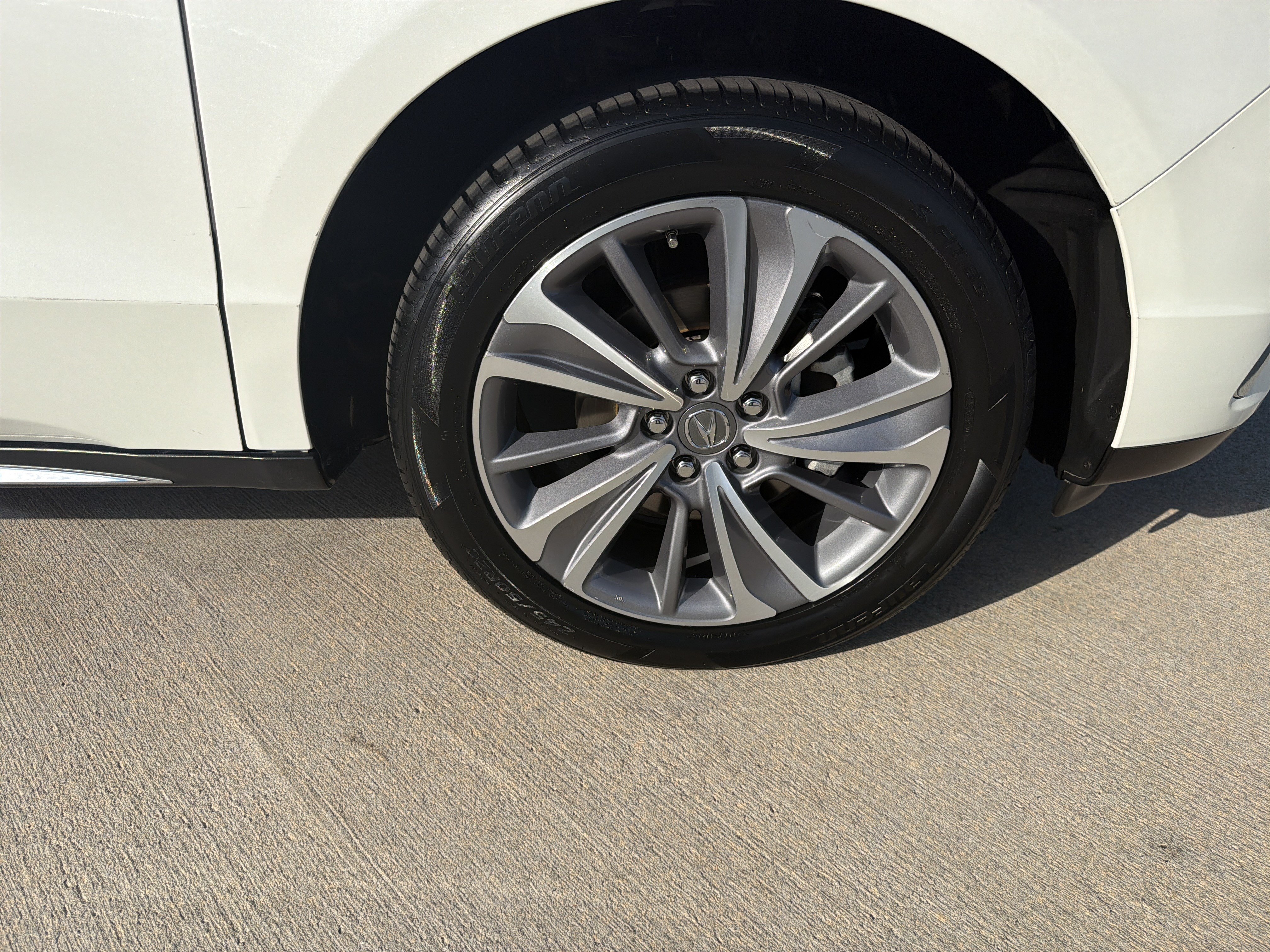 Certified 2017 Acura MDX SH-AWD w/ Technology Package image 13