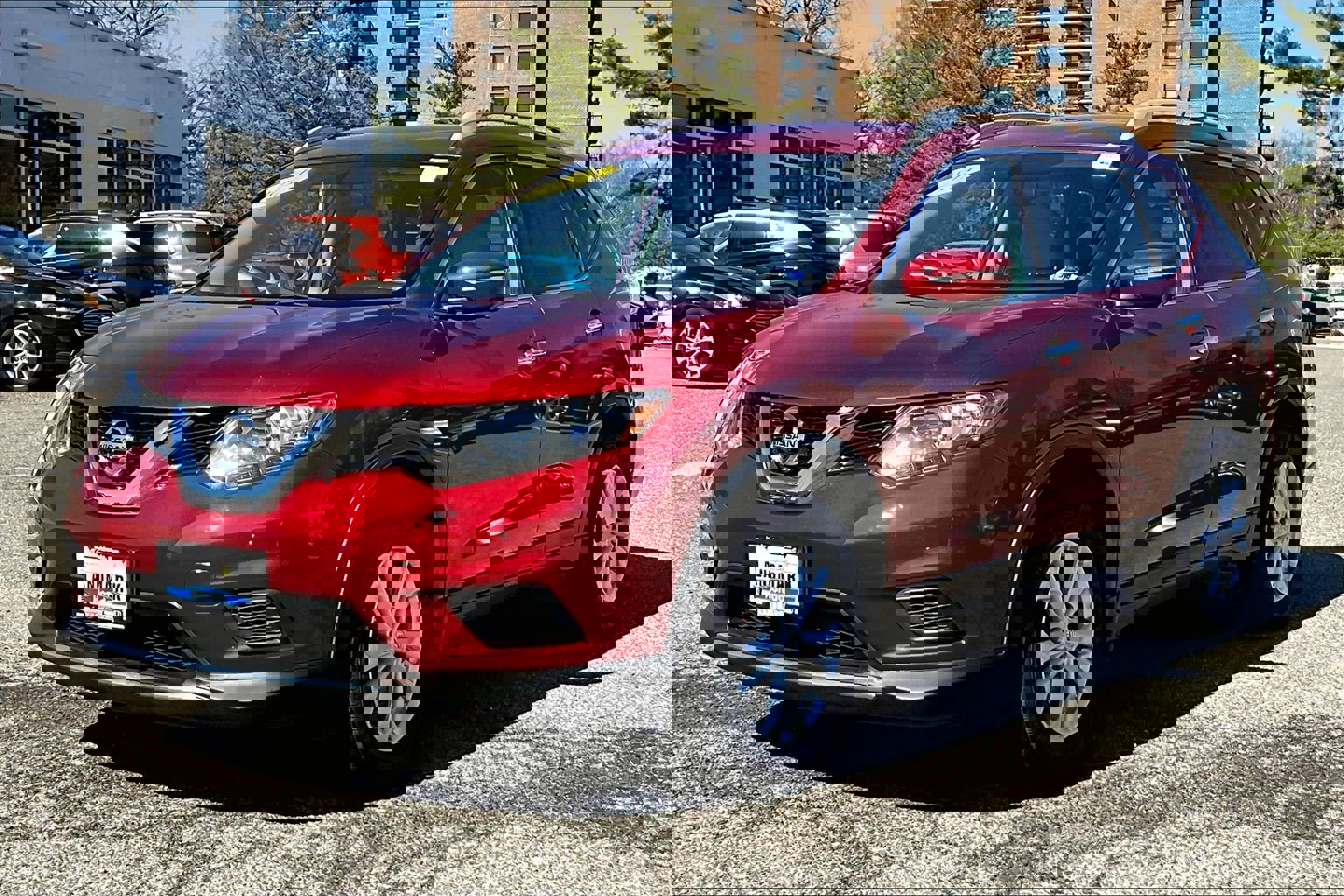 Used 2014 Nissan Rogue SV w/ SV Premium Package image 1