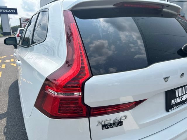 Certified 2024 Volvo XC60 B5 Plus w/ Climate Package AWD/4WD image 9